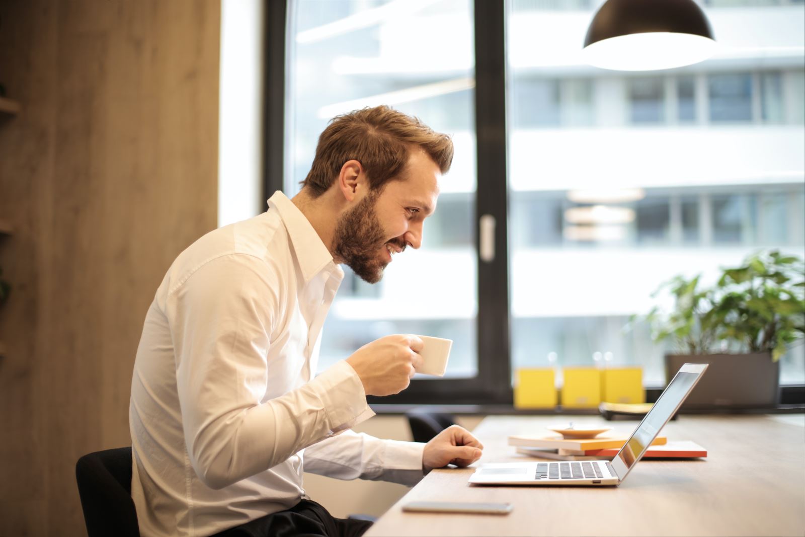 Khơi dậy sự tò mò cho tiêu đề email