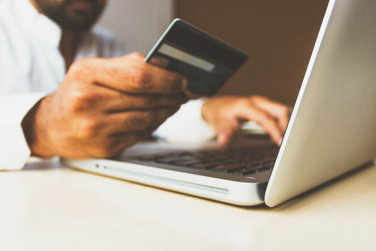 thiết kế website bán hàng
